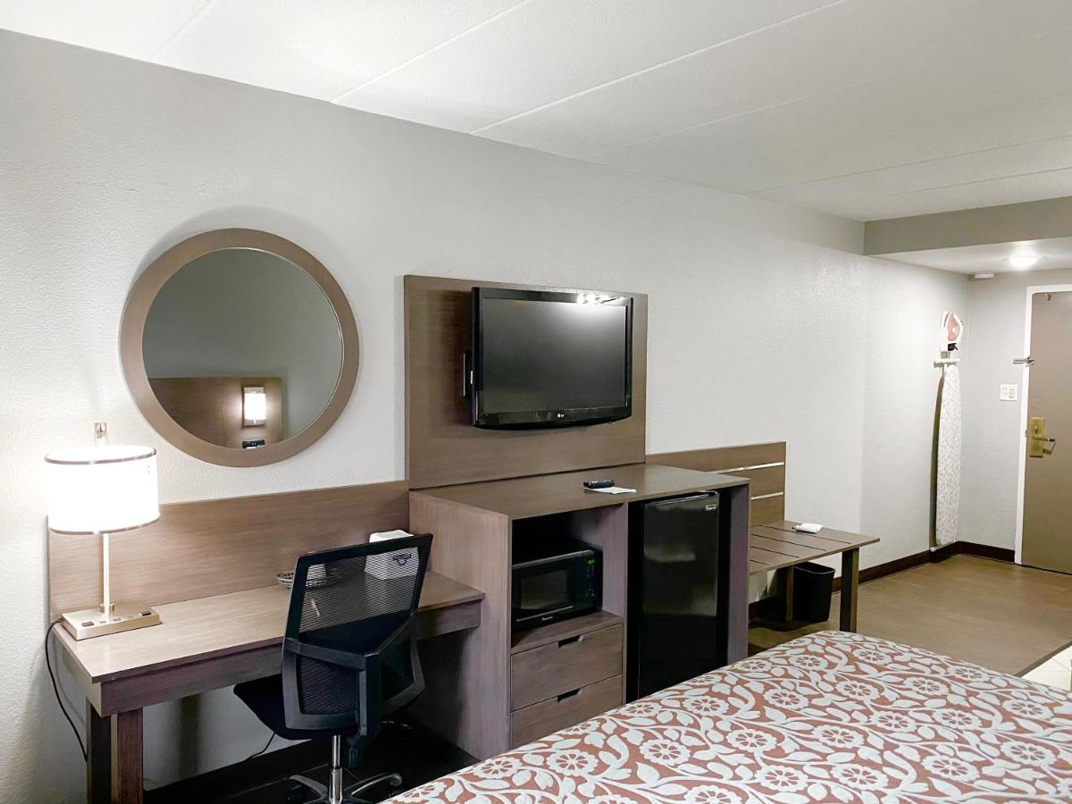 Days Inn By Wyndham Шаронвилл Экстерьер фото