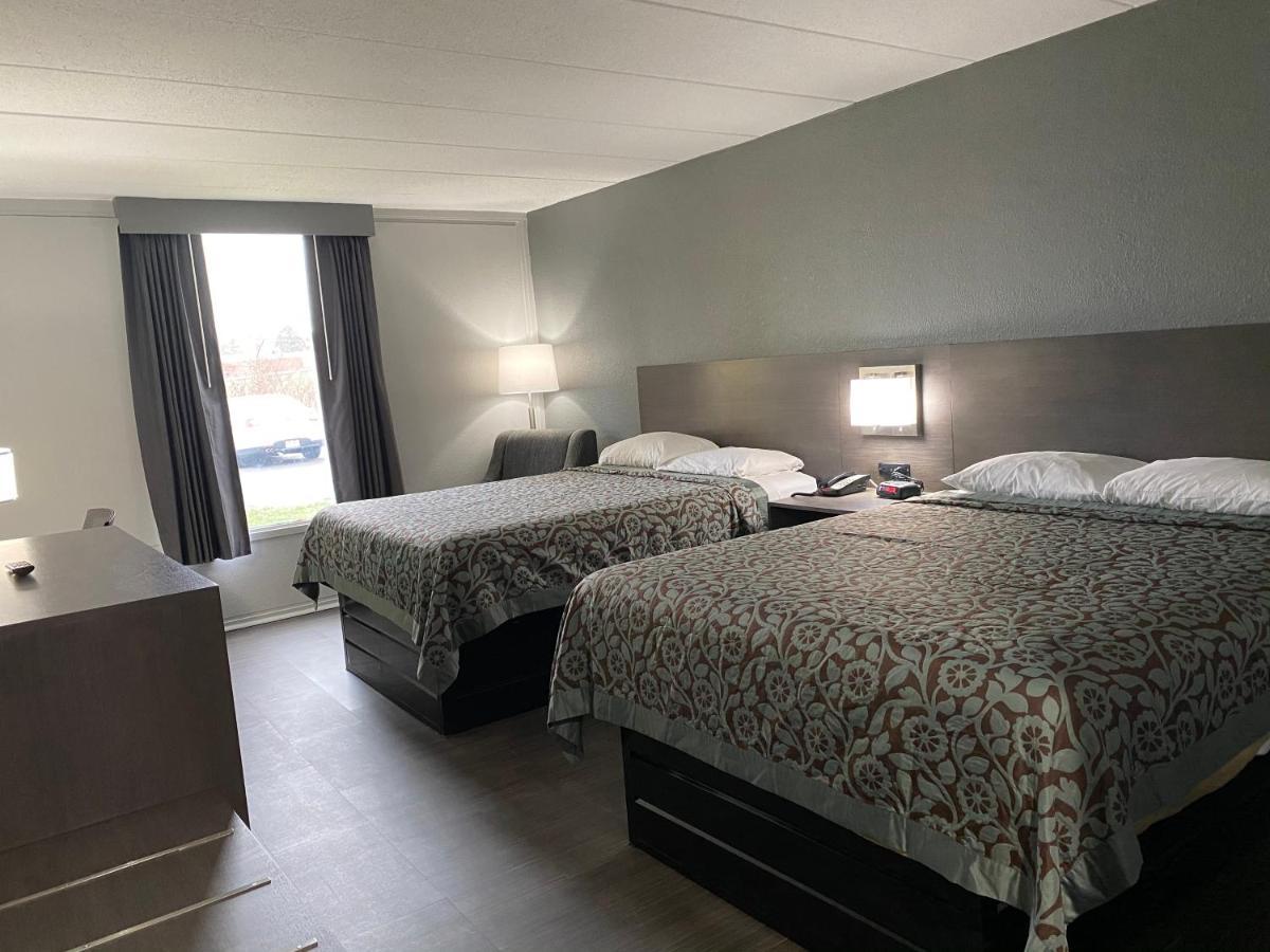 Days Inn By Wyndham Шаронвилл Экстерьер фото
