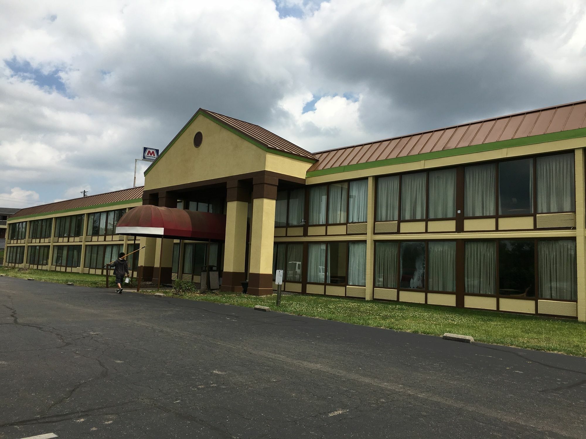 Days Inn By Wyndham Шаронвилл Экстерьер фото